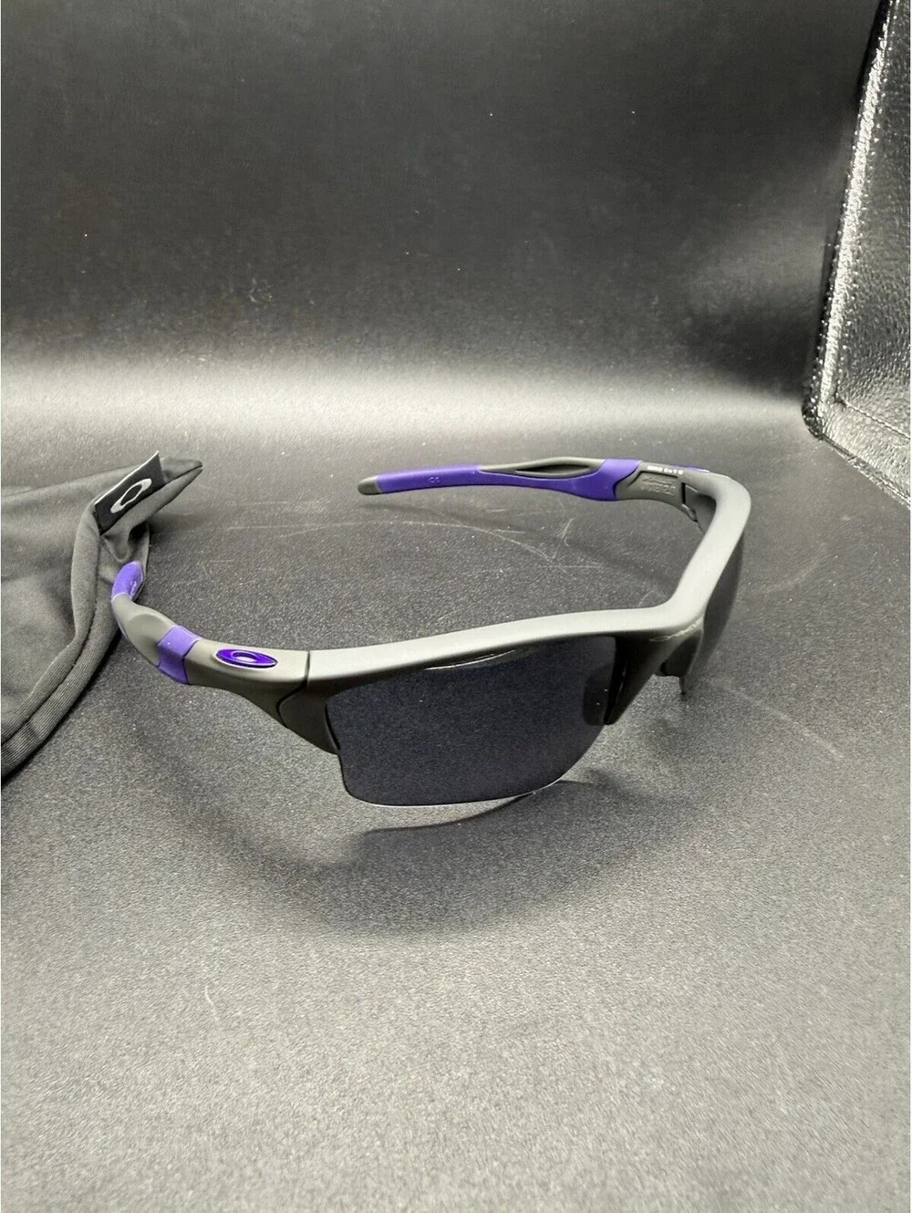 Oakley Half Jacket 2.0 XL Infinite Hero Matte Carbon/Grey Lenses oo9154-20